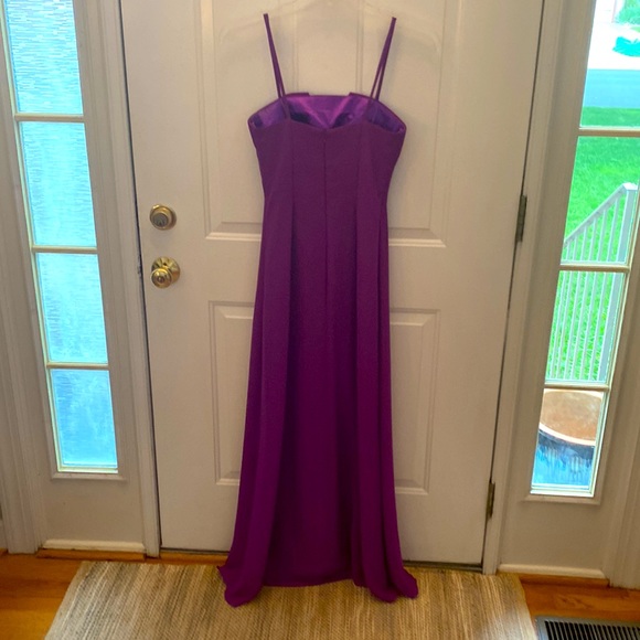 Purplish full length gown in excellent condition:) - Picture 2 of 6
